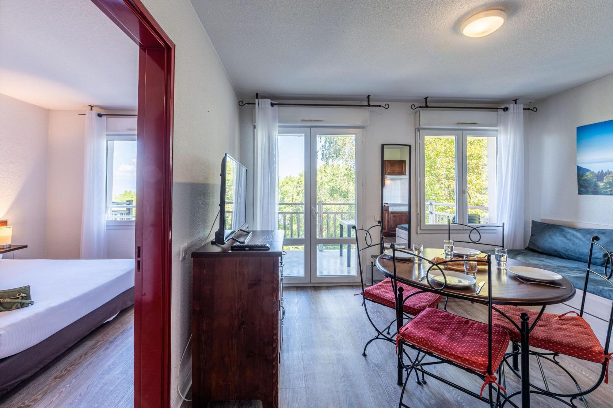 Zenitude Hôtel-Résidences Les Terrasses du Lac Évian-les-Bains Esterno foto